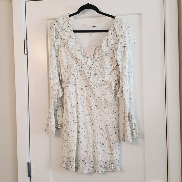 Free People Dresses & Skirts - Free People Dress (size 8)